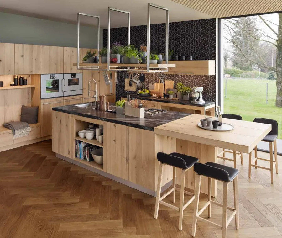TEAM 7 loft Küche als Beispiel für Massivholzverarbeitung