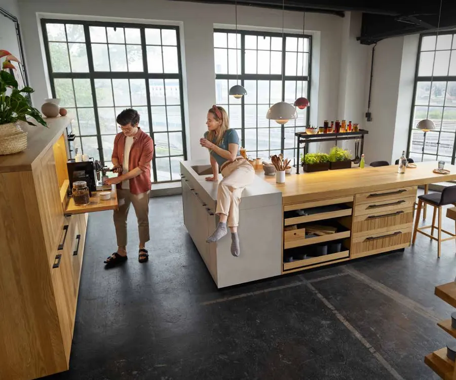 Naturholzküchen von TEAM 7: echt.zeit und loft im Vergleich
